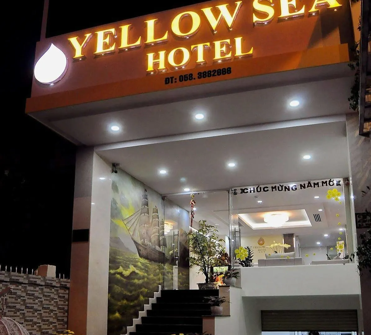 Yellow Sea Hotel Nha Trang 3*,
