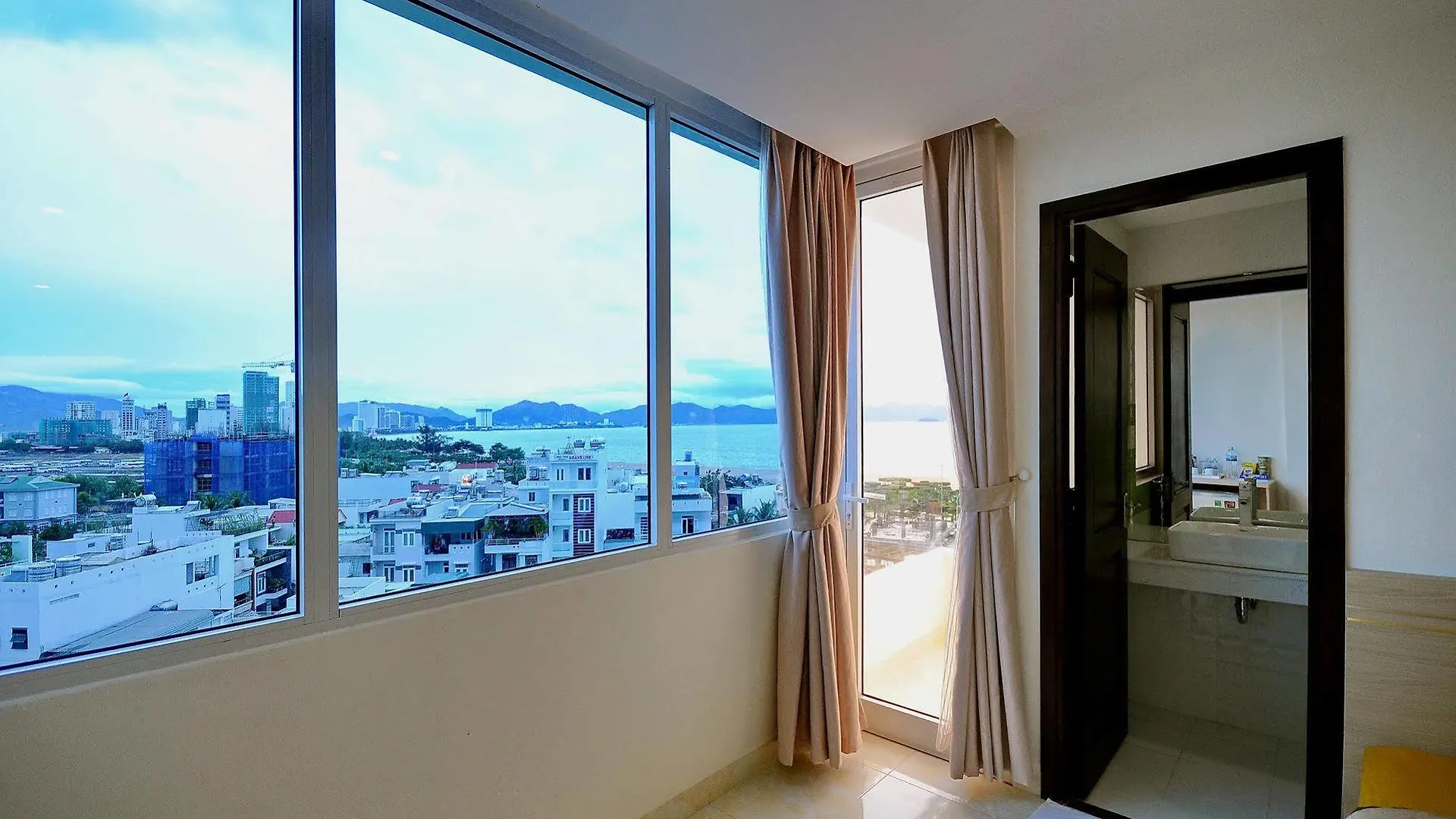 Yellow Sea Hotel Nha Trang